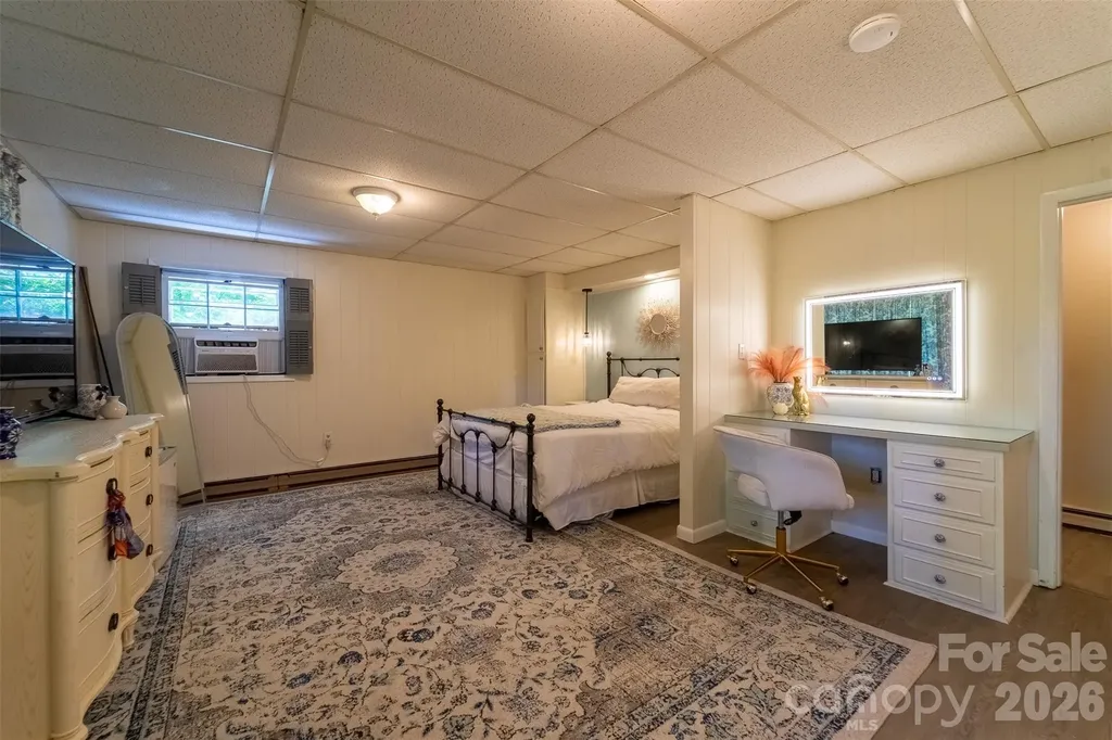 77 Oakwood Lane Sylva NC 28779