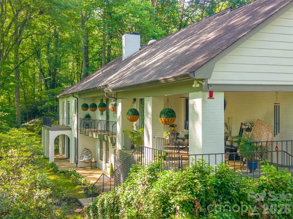 77 Oakwood Lane Sylva NC 28779