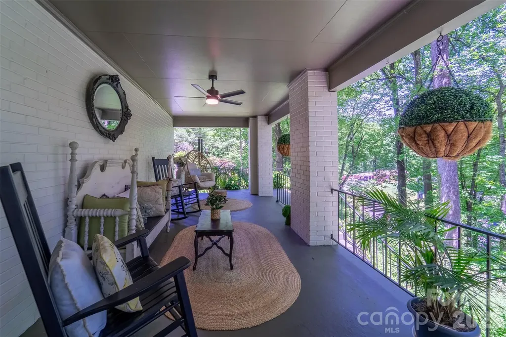 77 Oakwood Lane Sylva NC 28779