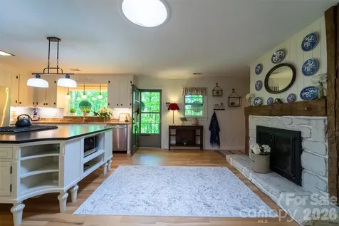 77 Oakwood Lane Sylva NC 28779