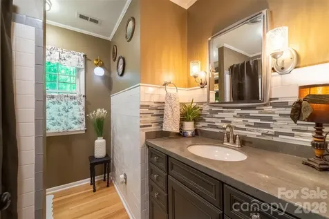 77 Oakwood Lane Sylva NC 28779