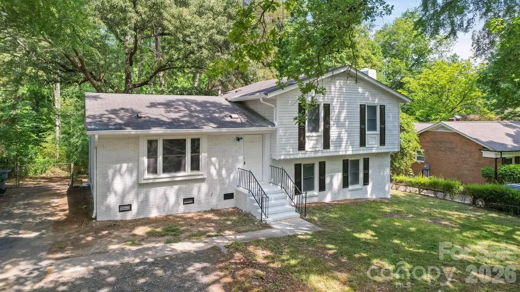 6126 Eagle Peak Drive Charlotte NC 28214
