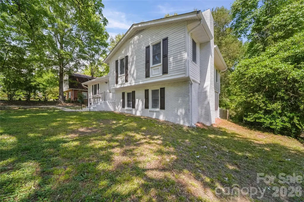 6126 Eagle Peak Drive Charlotte NC 28214