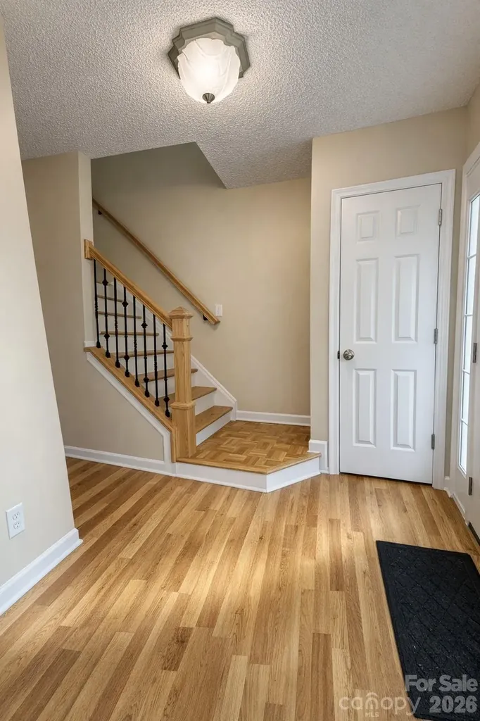 7531 Woodknoll Drive Charlotte NC 28217