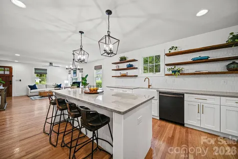 1716 Merriman Avenue Charlotte NC 28203