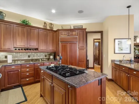600 Andrew Banks Road Burnsville NC 28714