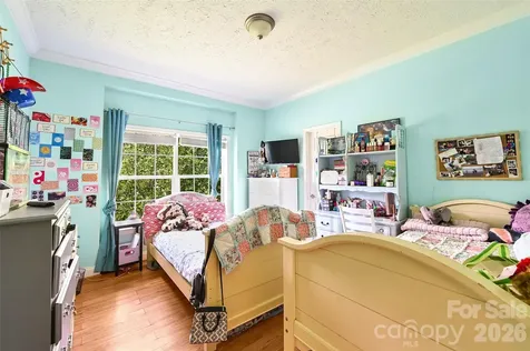 371 Starnes Cove Road Candler NC 28715