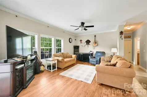 371 Starnes Cove Road Candler NC 28715