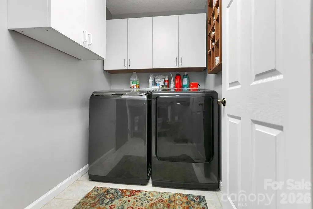 123 Adohi Court Brevard NC 28712