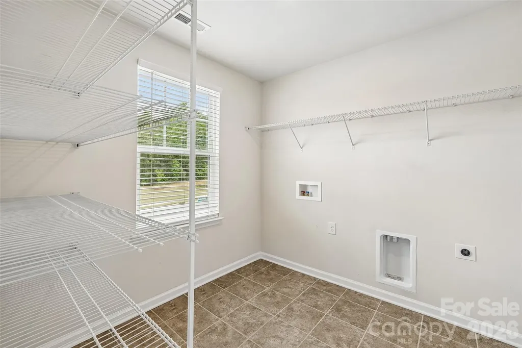 2022 Napa Valley Drive Waxhaw NC 28173