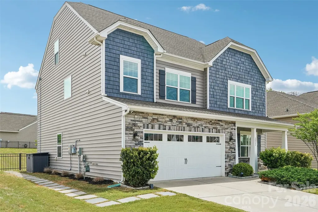 2022 Napa Valley Drive Waxhaw NC 28173