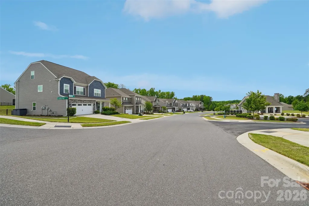 2022 Napa Valley Drive Waxhaw NC 28173