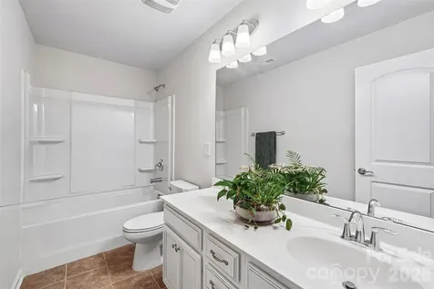 2022 Napa Valley Drive Waxhaw NC 28173
