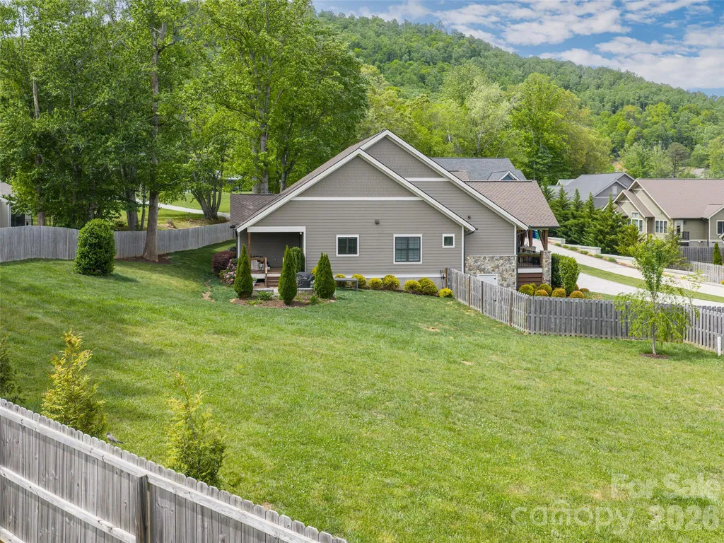 10 Starwood Valley Trail Arden NC 28704
