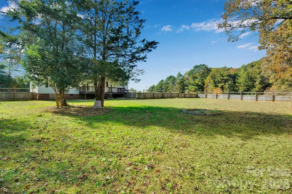 513 Weathers Creek Road Troutman NC 28166