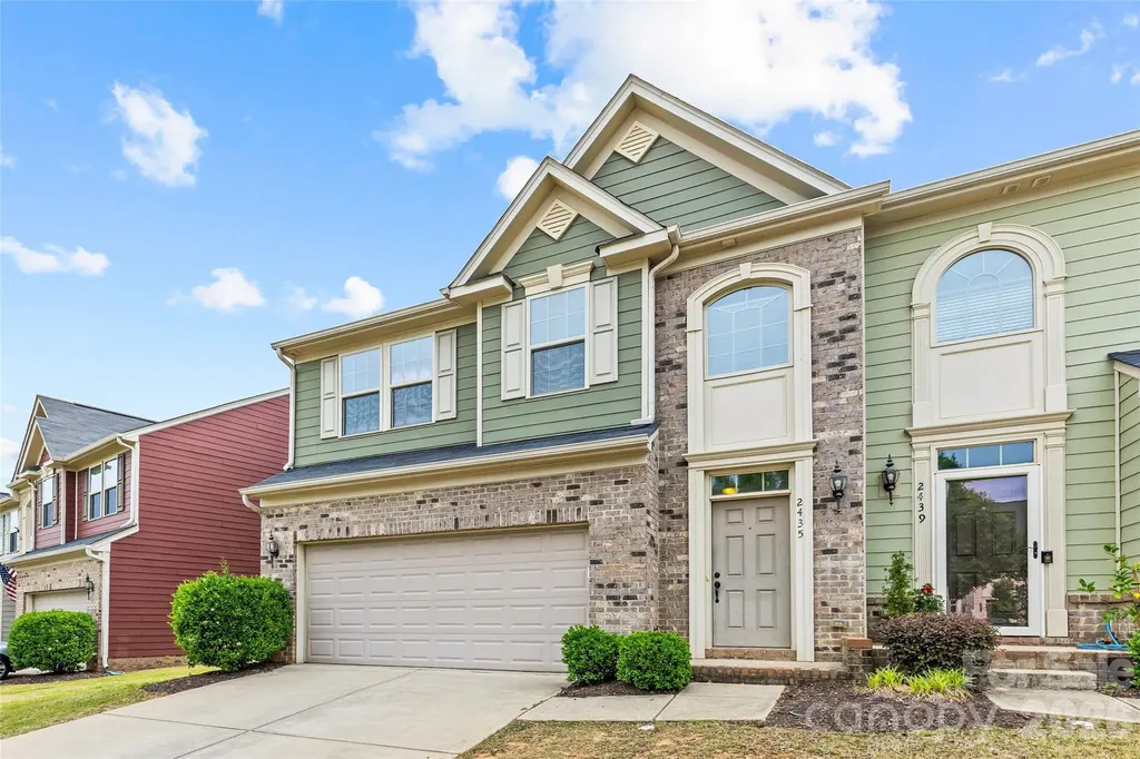 2435 Alyssa Lane Charlotte NC 28208