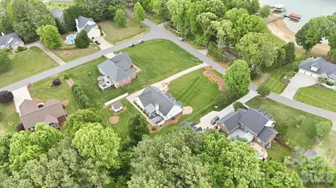 169 Sagemore Road Mooresville NC 28117