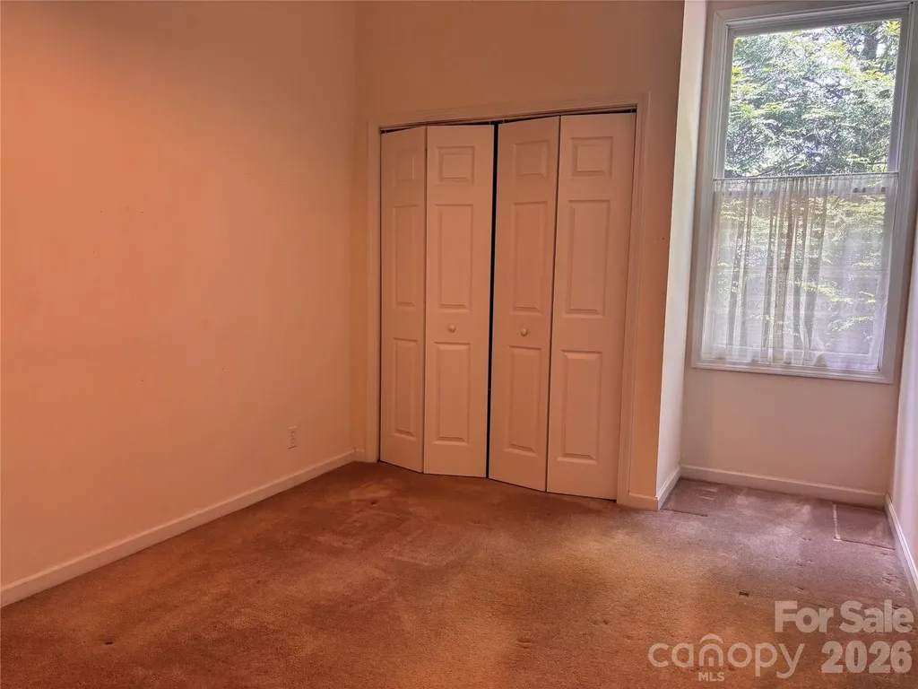 39 Tisha Lane Hendersonville NC 28739