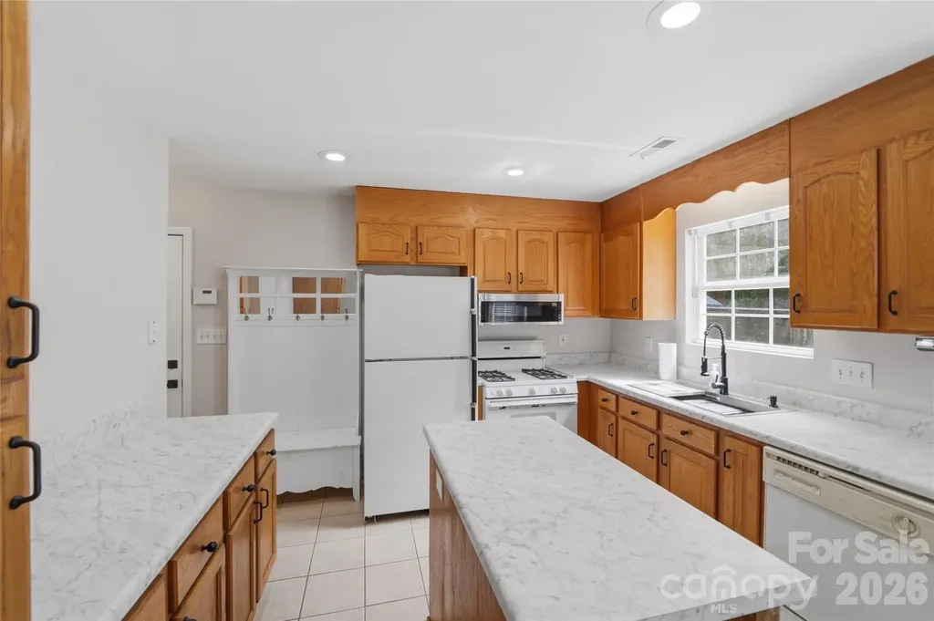 5226 Rockwood Road Charlotte NC 28216