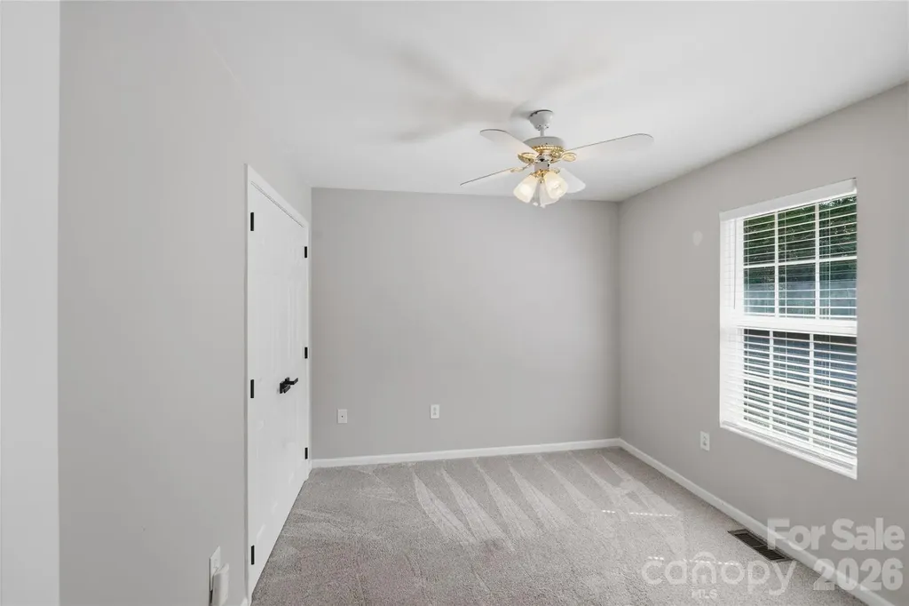 5226 Rockwood Road Charlotte NC 28216