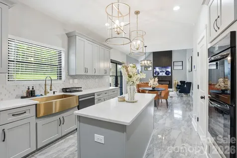 8508 Max Meadows Drive Charlotte NC 28227