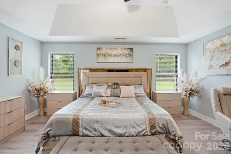 8508 Max Meadows Drive Charlotte NC 28227