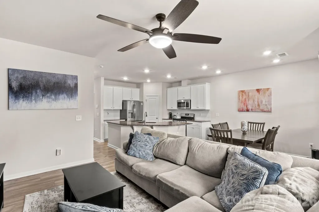 14136 Castle Nook Drive Charlotte NC 28273