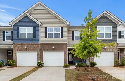 14136 Castle Nook Drive Charlotte NC 28273