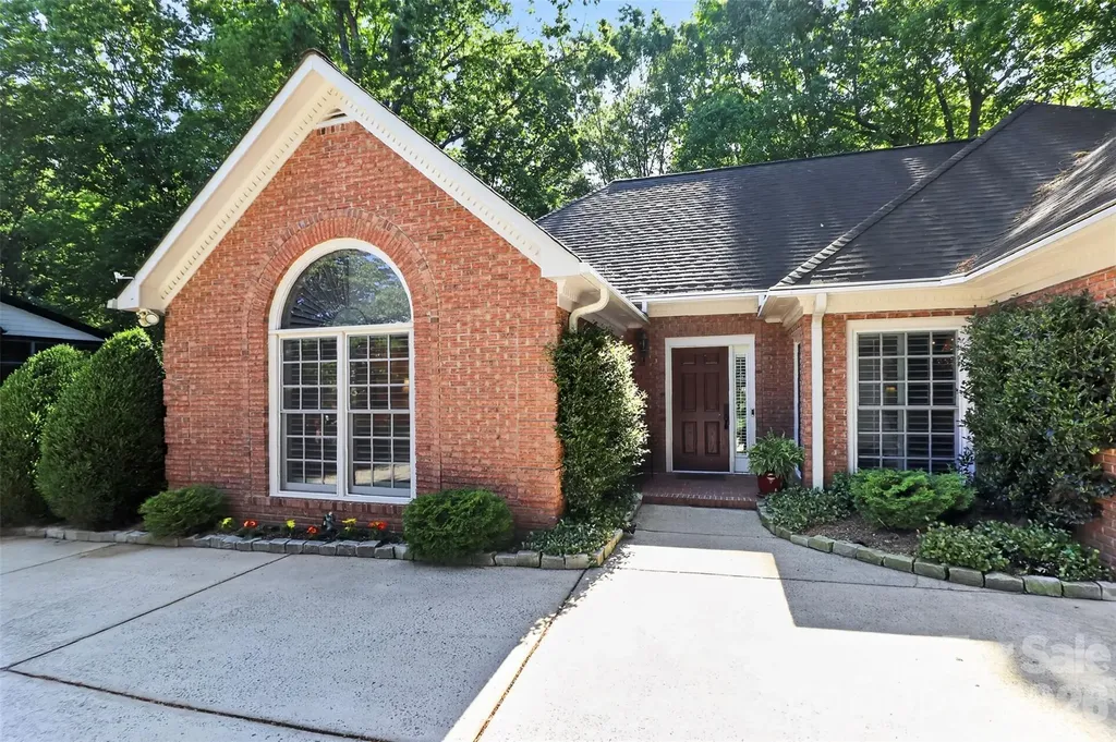8902 Taunton Drive Huntersville NC 28078