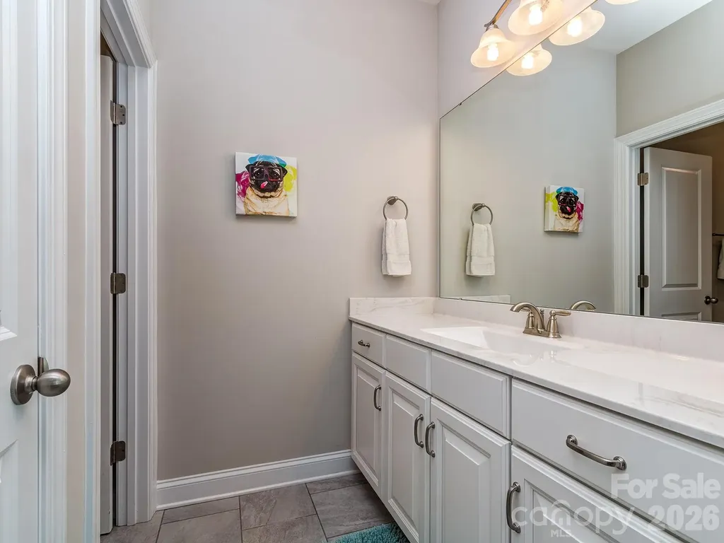 121 Enclave Boulevard Matthews NC 28104