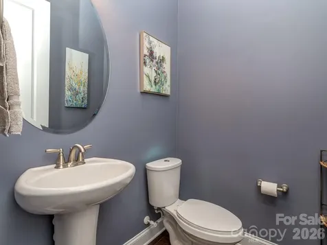 121 Enclave Boulevard Matthews NC 28104