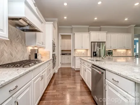 121 Enclave Boulevard Matthews NC 28104