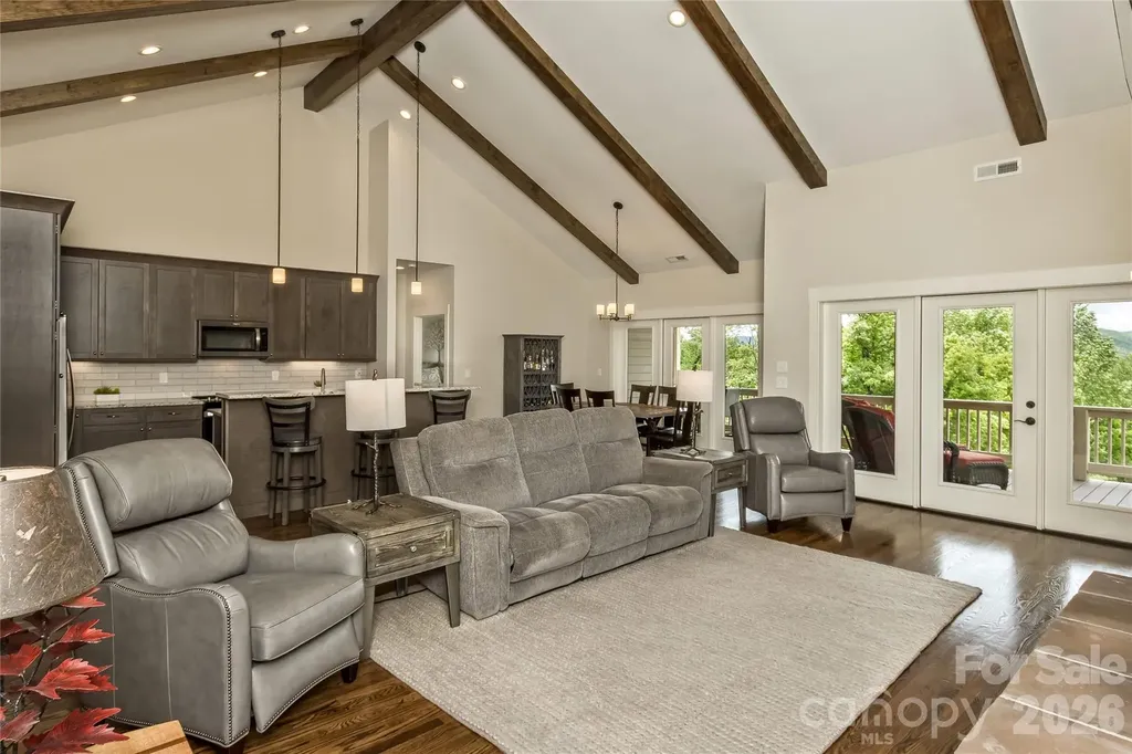 96 Copper Valley Lane Hendersonville NC 28739