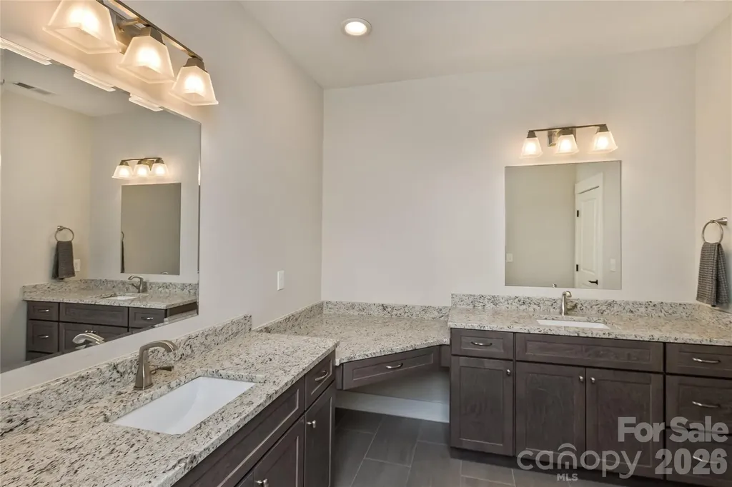 96 Copper Valley Lane Hendersonville NC 28739