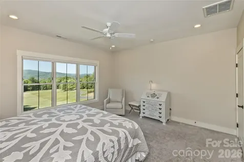 96 Copper Valley Lane Hendersonville NC 28739