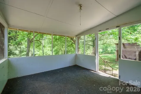1517 E Nc 10 Highway Newton NC 28658