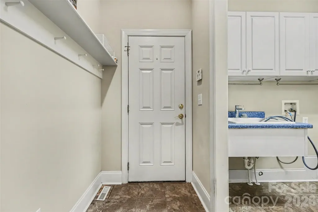 621 Crystal Bay Drive Denton NC 27239