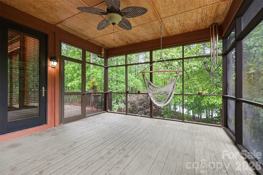 621 Crystal Bay Drive Denton NC 27239