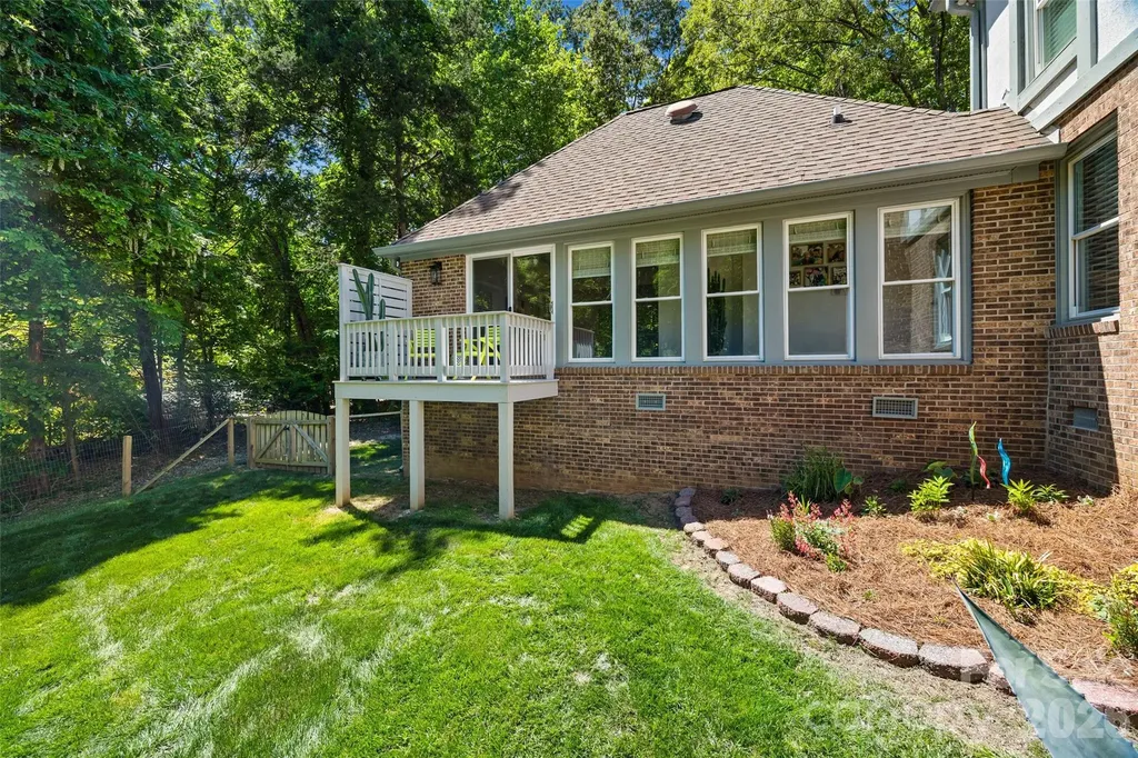 517 Raintree Drive Matthews NC 28104