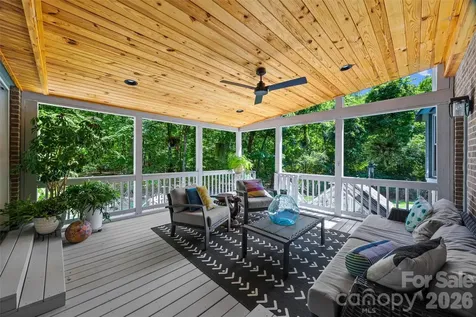 517 Raintree Drive Matthews NC 28104