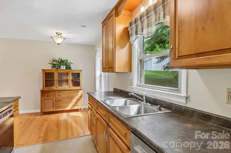 401 Lower Grassy Branch Road Asheville NC 28805