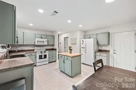6752 Allness Glen Lane Charlotte NC 28269
