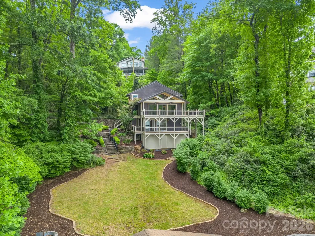 104 Lakeridge Road Lake Lure NC 28746