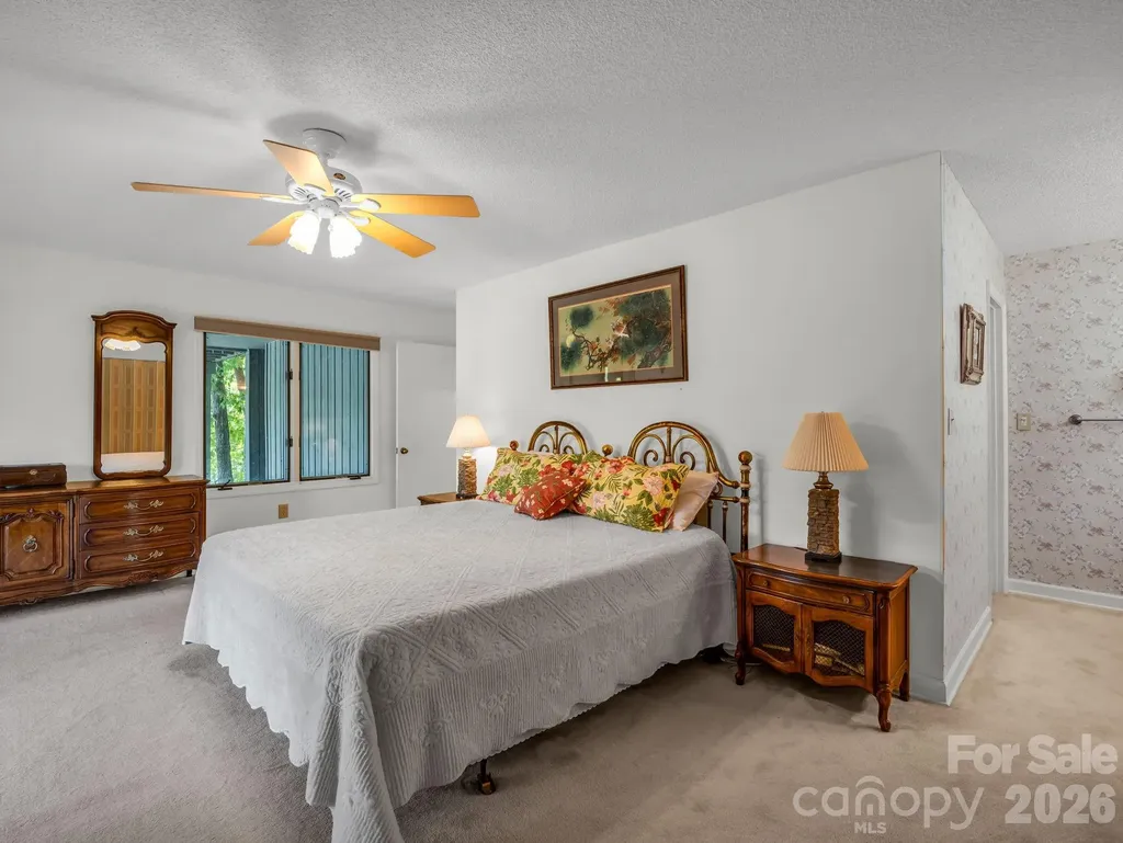 176 Quail Cove Road Lake Lure NC 28746