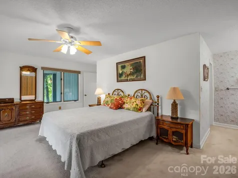 176 Quail Cove Road Lake Lure NC 28746