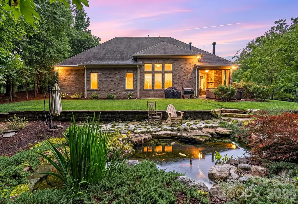 1206 Delaney Drive Matthews NC 28104