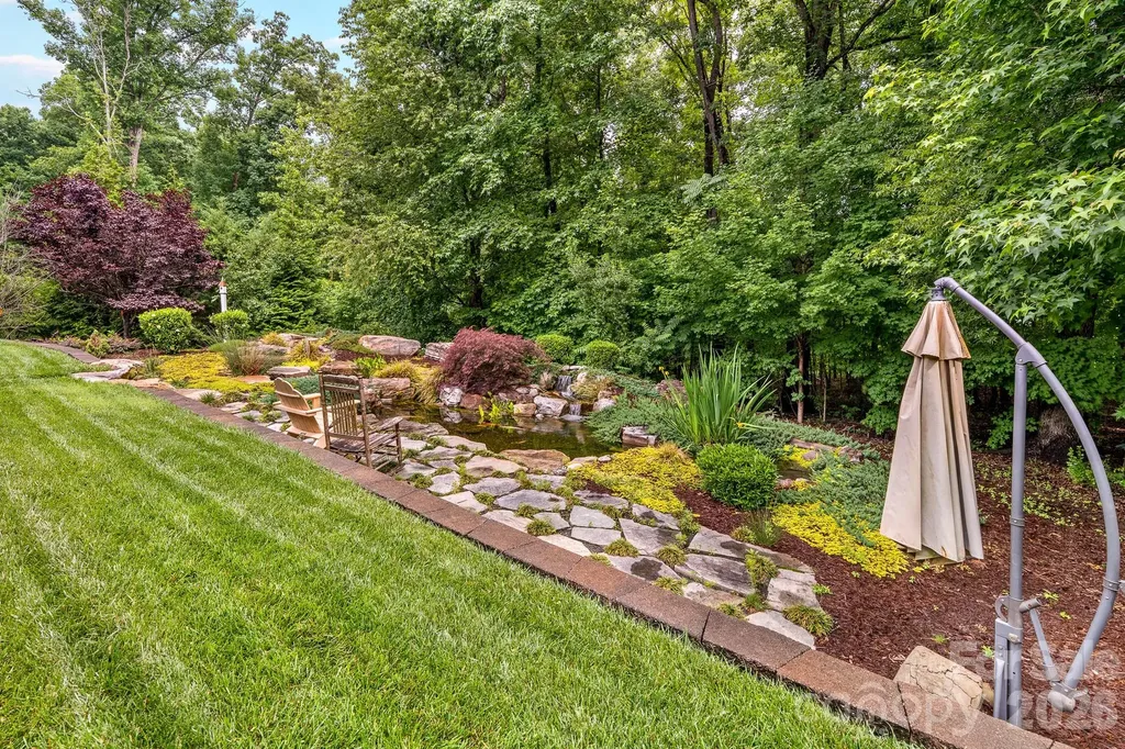 1206 Delaney Drive Matthews NC 28104
