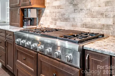 1206 Delaney Drive Matthews NC 28104