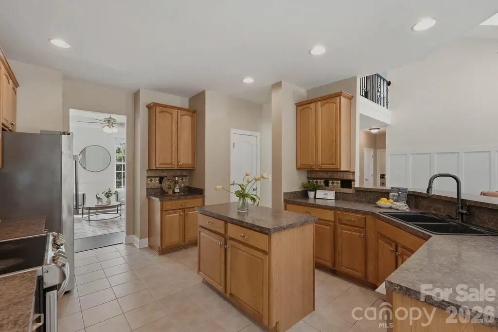 2721 Liberty Hall Court Waxhaw NC 28173