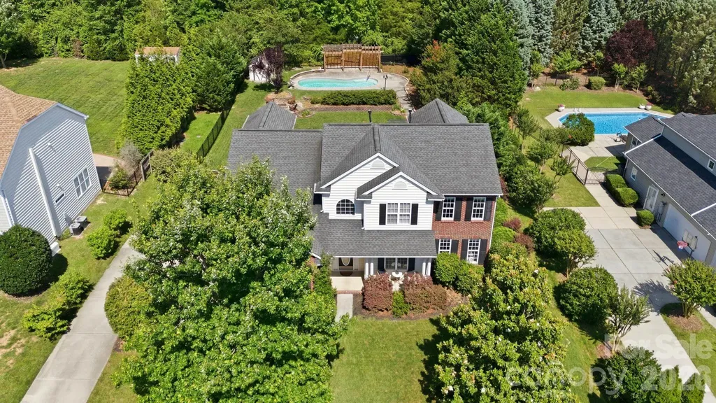 2721 Liberty Hall Court Waxhaw NC 28173